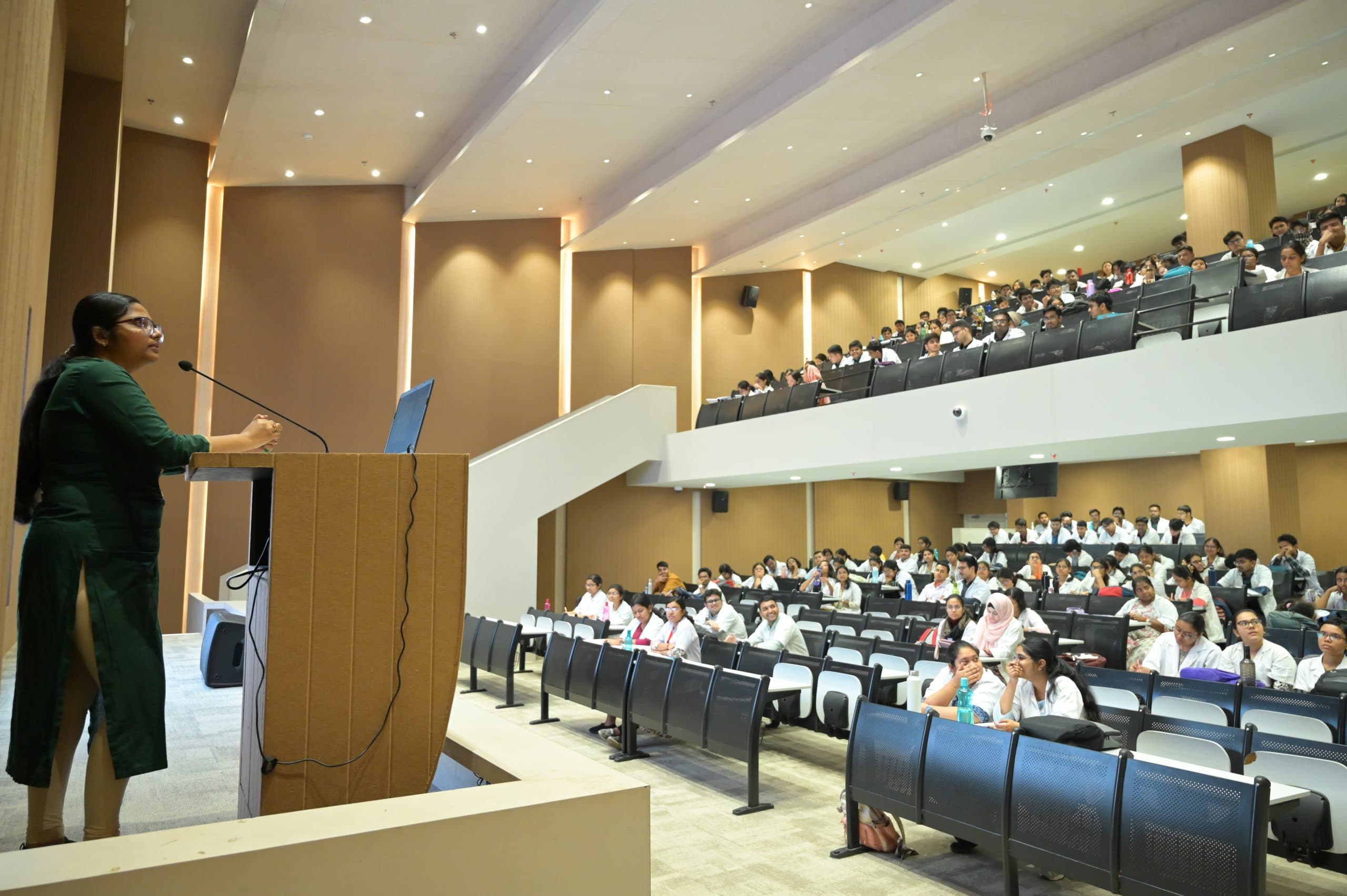 LECTURE THEATRE-3-11