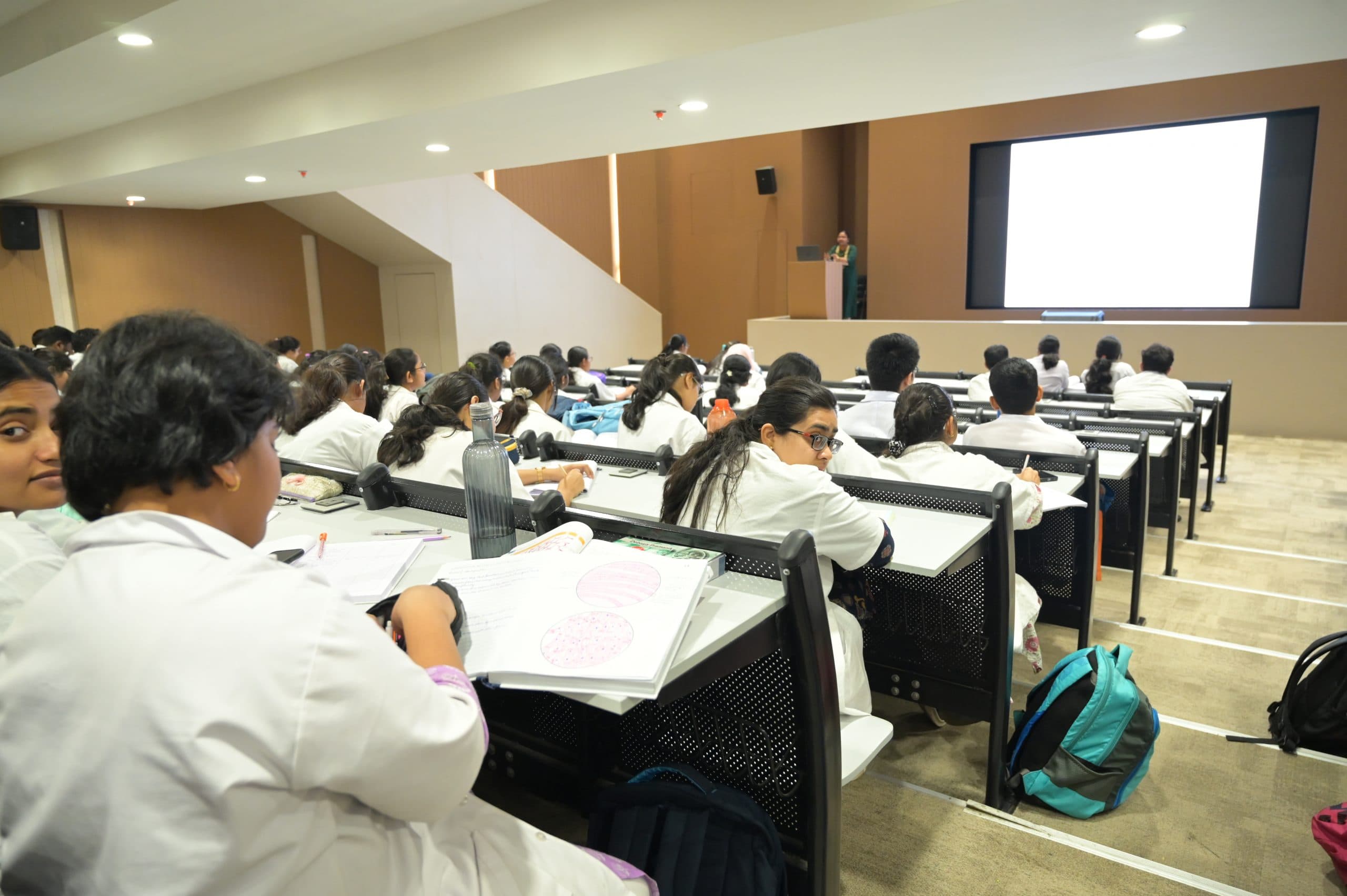 LECTURE THEATRE-3-2