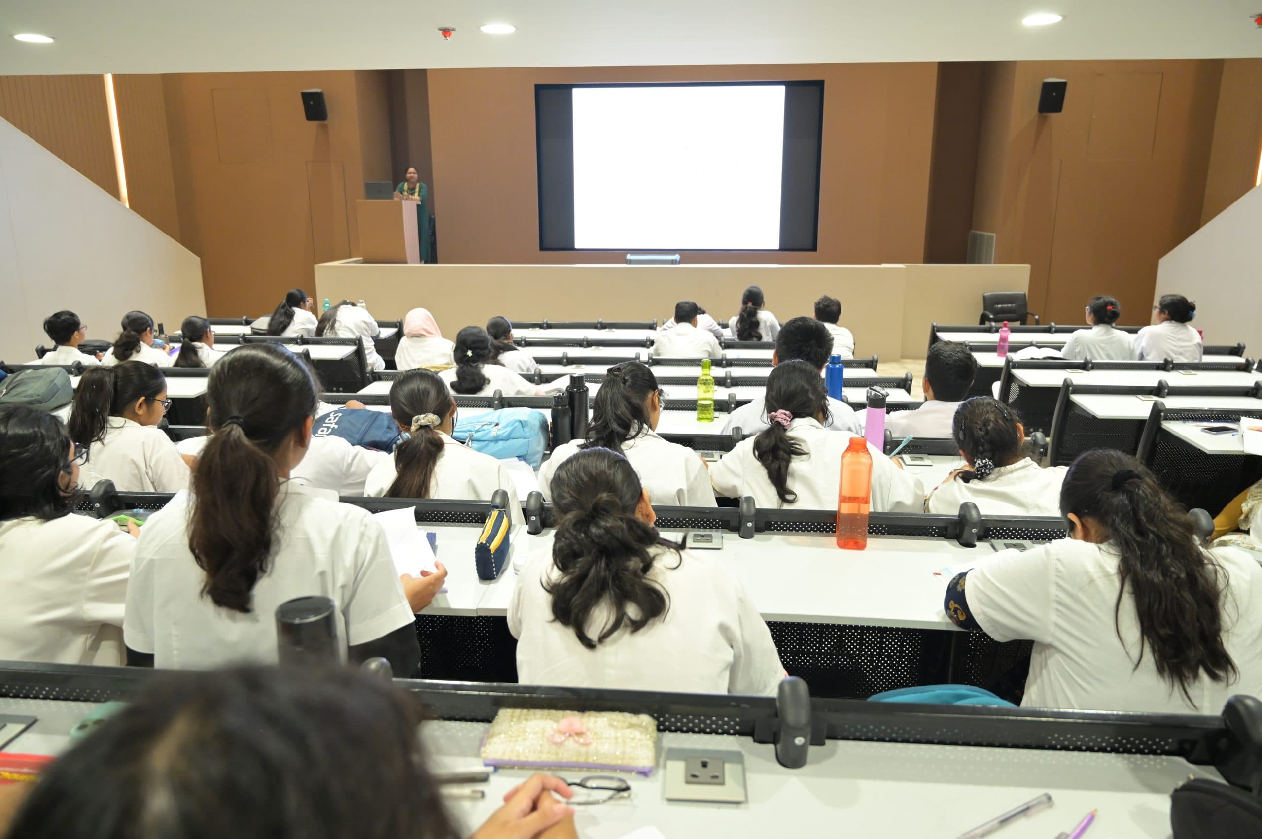 LECTURE THEATRE-3-3